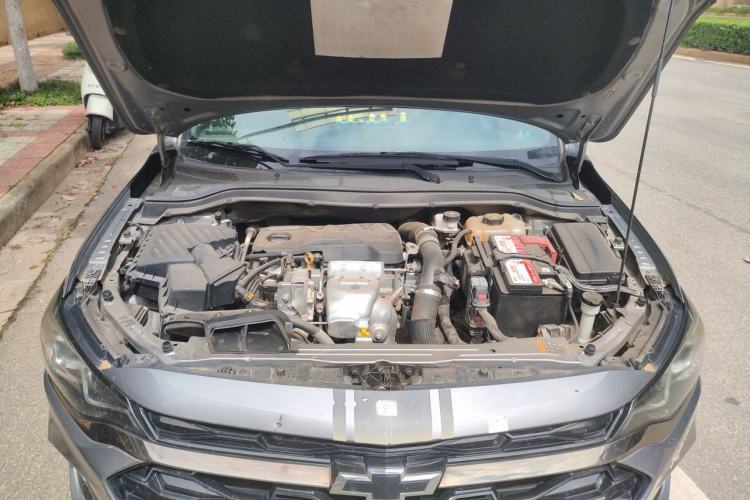 Used Chevrolet Monza 2019 RS 330T Automatic Comfort Edition China VI Standard Engine Bay