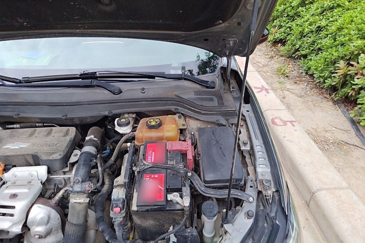 Used Chevrolet Monza 2019 Redline 320T Dual-Clutch Sporty Version China VI Standard Engine Bay Left