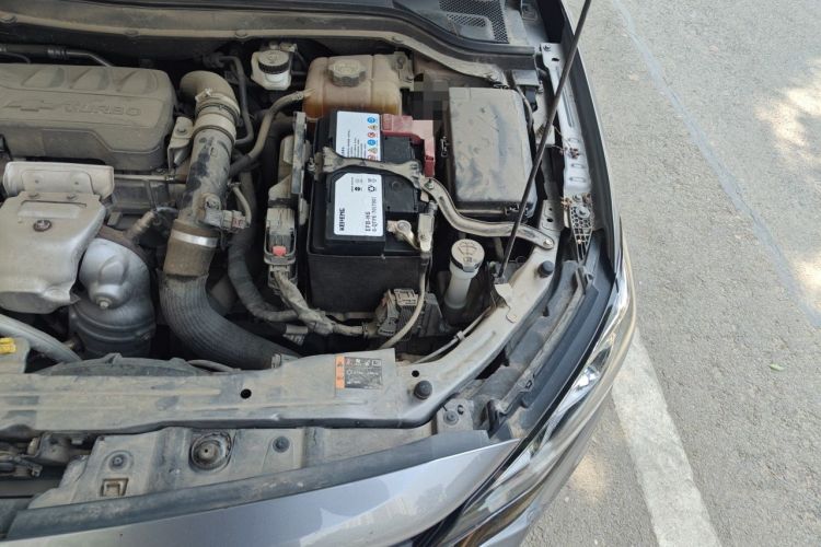Used Chevrolet Monza 2019 RS 330T Automatic Comfort Edition China VI Standard Engine Bay Left