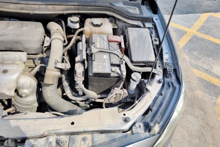 Used Chevrolet Monza 2019 RS 330T Automatic Comfort Edition China VI Standard Engine Bay Left