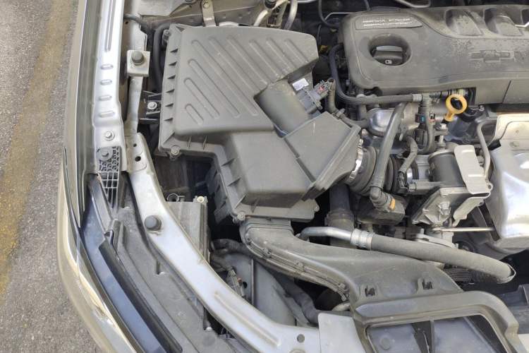 Used Chevrolet Monza 2019 RS 330T Automatic Comfort Edition China VI Standard Engine Bay Right