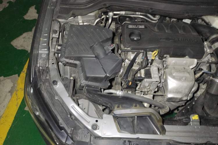Used Chevrolet Monza 2019 RS 330T Automatic Sporty Edition China VI Standard Engine Bay Right