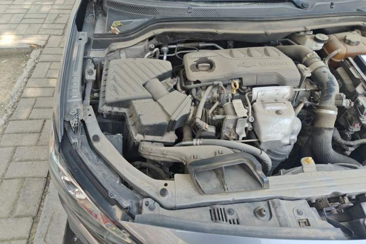 Used Chevrolet Monza 2019 RS 330T Automatic Comfort Edition China VI Standard Engine Bay Right