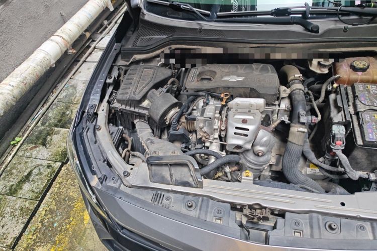 Used Chevrolet Monza 2019 Redline 320T Dual-Clutch Sporty Version China VI Standard Engine Bay Right