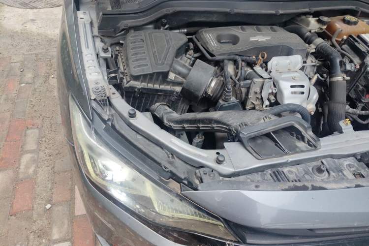 Used Chevrolet Monza 2019 Redline 320T Dual-Clutch Joyful Edition China VI Standard Engine Bay Right