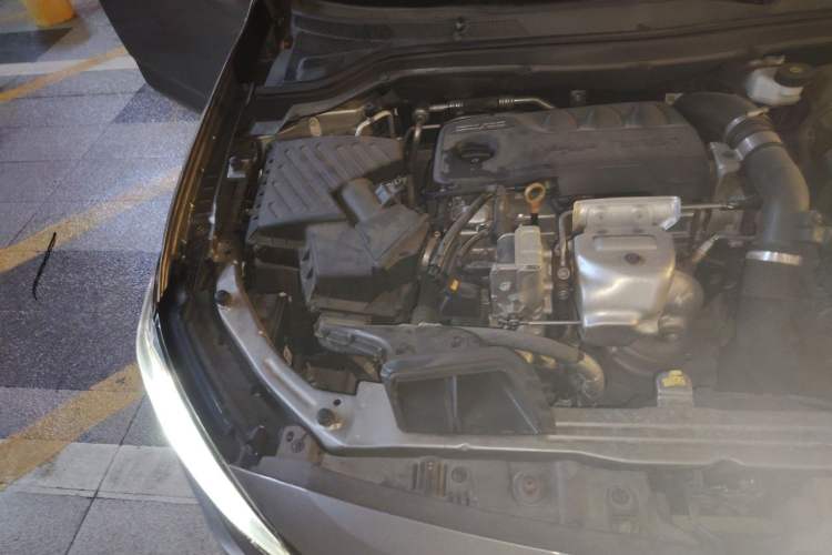 Used Chevrolet Monza 2019 RS 330T Automatic Comfort Edition China VI Standard Engine Bay Right