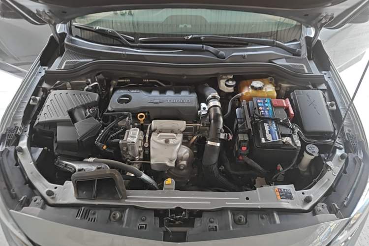Used Chevrolet Monza 2019 RS 330T Automatic Comfort Edition China VI Standard Engine Bay