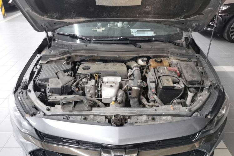 Used Chevrolet Monza 2019 RS 330T Automatic Comfort Edition China VI Standard Engine Bay