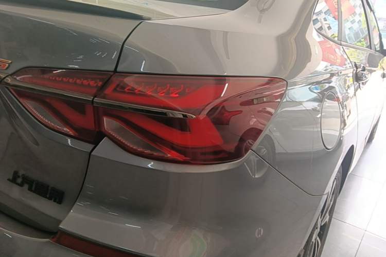 Used Chevrolet Monza 2019 RS 330T Automatic Comfort Edition China VI Standard Exterior 3