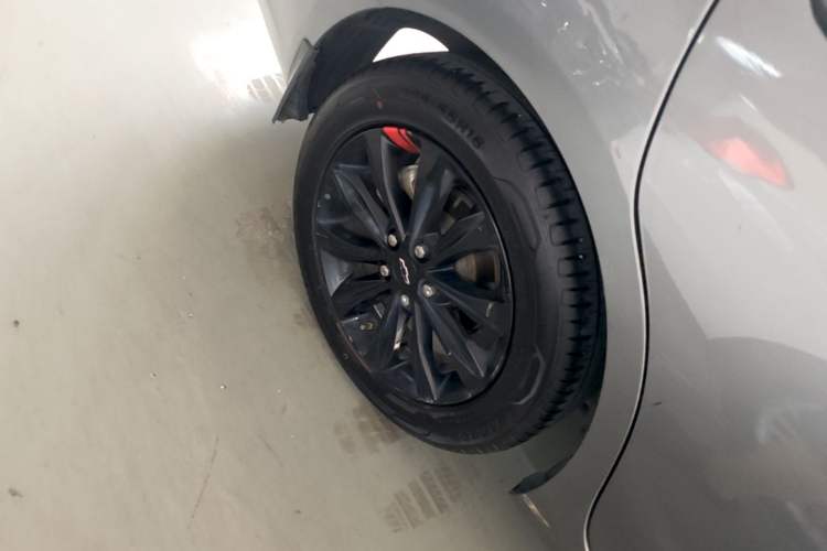 Used Chevrolet Monza 2019 Redline 320T Dual-Clutch Joyful Edition China VI Standard Exterior 5