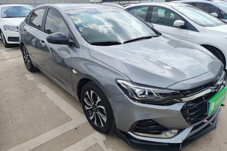 Used Chevrolet Monza 2019 RS 330T Automatic Comfort Edition China VI Standard Front Right 45 Deg