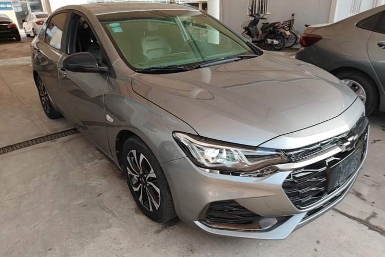 Used Chevrolet Monza 2019 RS 330T Automatic Comfort Edition China VI Standard Front Right 45 Deg