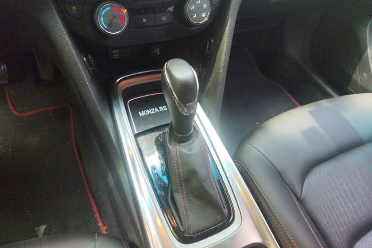 Used Chevrolet Monza 2019 RS 330T Automatic Comfort Edition China VI Standard Gear Lever