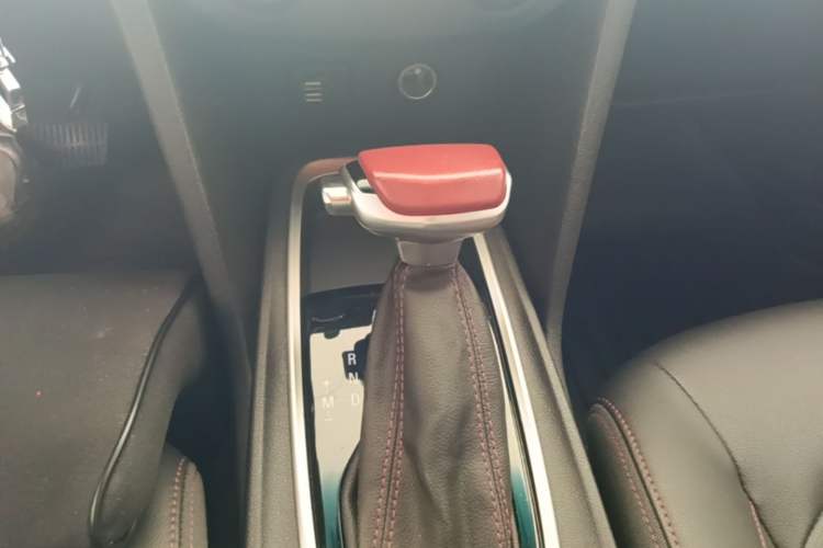 Used Chevrolet Monza 2019 RS 330T Automatic Comfort Edition China VI Standard Gear Lever