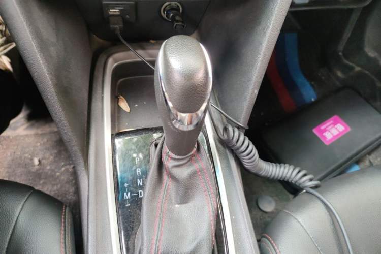 Used Chevrolet Monza 2019 Redline 320T Dual-Clutch Sporty Version China VI Standard Gear Lever