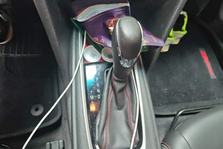 Used Chevrolet Monza 2019 Redline 320T Dual-Clutch Sporty Version China VI Standard Gear Lever