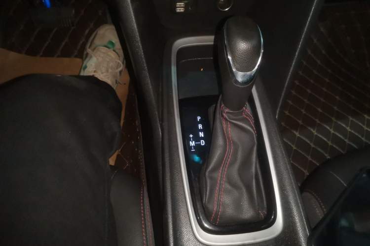 Used Chevrolet Monza 2019 RS 330T Automatic Comfort Edition China VI Standard Gear Lever