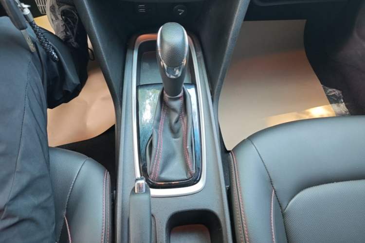 Used Chevrolet Monza 2019 RS 330T Automatic Comfort Edition China VI Standard Gear Lever