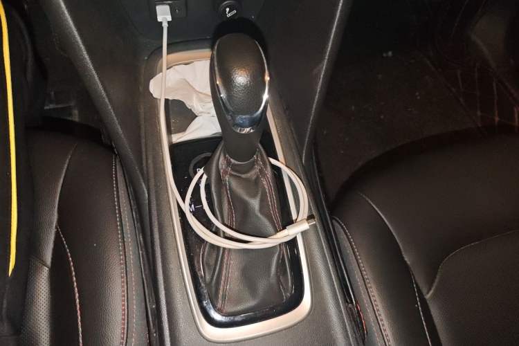 Used Chevrolet Monza 2019 RS 330T Automatic Comfort Edition China VI Standard Gear Lever