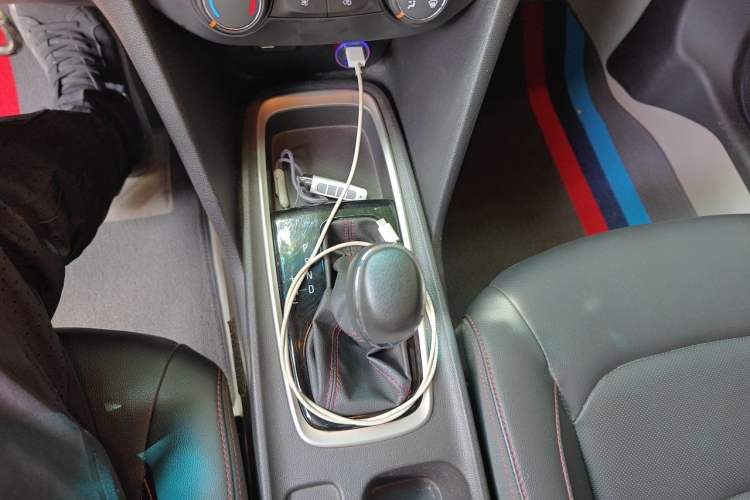 Used Chevrolet Monza 2019 RS 330T Automatic Comfort Edition China VI Standard Gear Lever