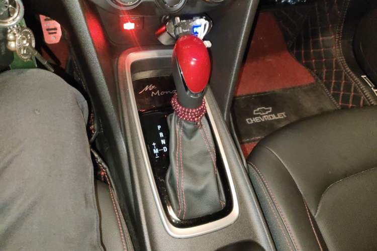 Used Chevrolet Monza 2019 Redline 320T Dual-Clutch Sporty Version China VI Standard Gear Lever