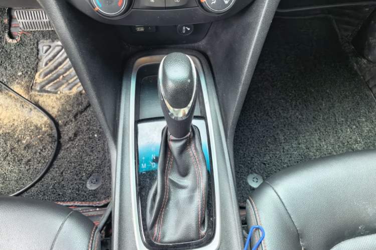 Used Chevrolet Monza 2019 RS 330T Automatic Comfort Edition China VI Standard Gear Lever