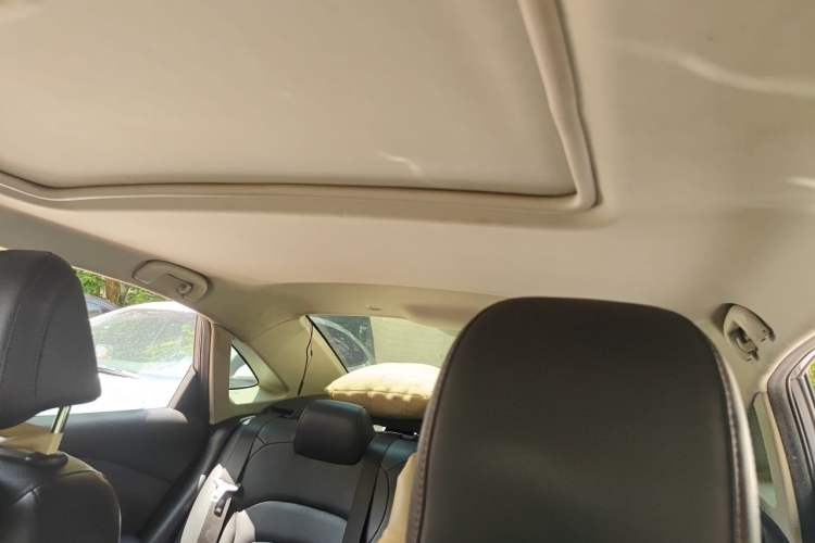Used Chevrolet Monza 2019 Redline 320T Dual-Clutch Sporty Version China VI Standard Headliner