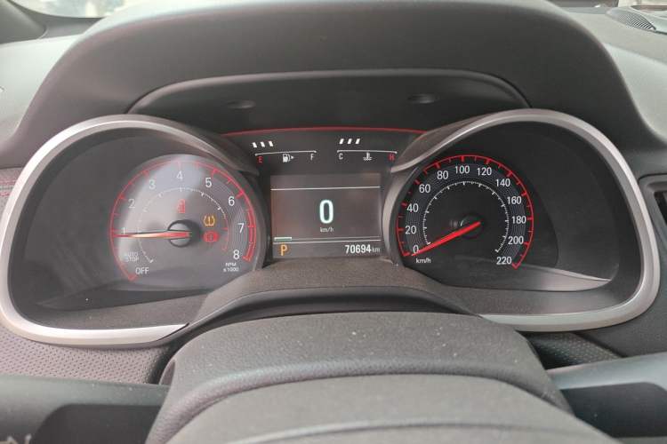 Used Chevrolet Monza 2019 RS 330T Automatic Comfort Edition China VI Standard Instrument Cluster