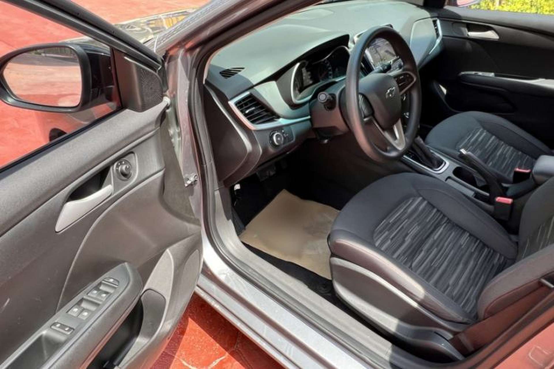 Used Chevrolet Monza 2019 Redline 320T Dual-Clutch Joyful Edition China VI Standard Interior 11