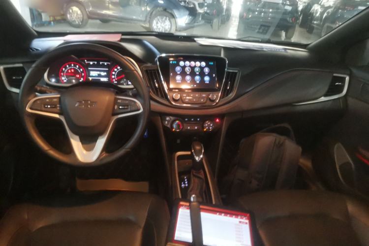 Used Chevrolet Monza 2019 RS 330T Automatic Comfort Edition China VI Standard Interior 2