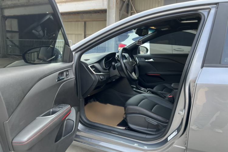 Used Chevrolet Monza 2019 RS 330T Automatic Comfort Edition China VI Standard Interior 4
