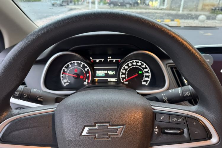 Used Chevrolet Monza 2019 Redline 320T Dual-Clutch Joyful Edition China VI Standard Interior 4