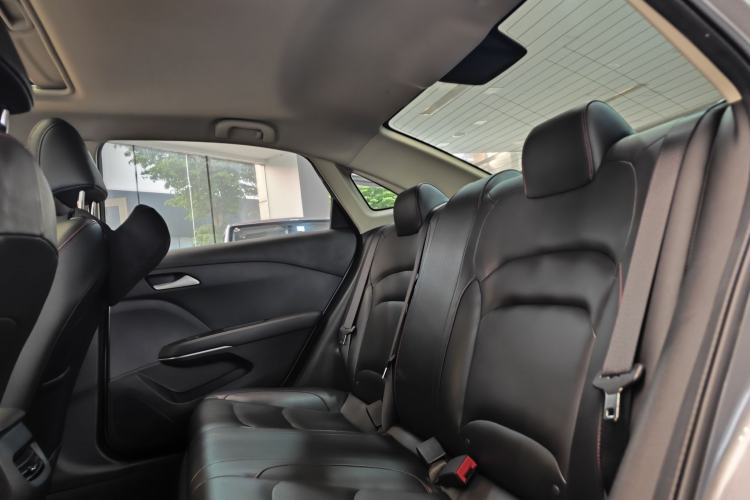 Used Chevrolet Monza 2019 Redline 320T Dual-Clutch Sporty Version China VI Standard Interior 5