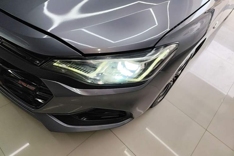 Used Chevrolet Monza 2019 RS 330T Automatic Comfort Edition China VI Standard Left Front Headlight