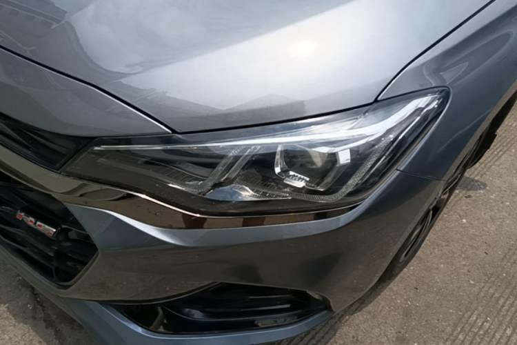 Used Chevrolet Monza 2019 RS 330T Automatic Comfort Edition China VI Standard Left Front Headlight