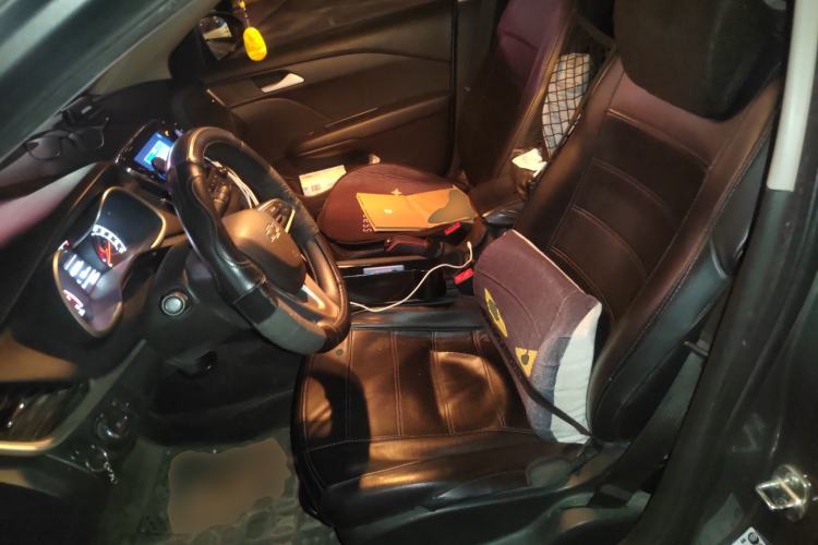 Used Chevrolet Monza 2019 Redline 320T Dual-Clutch Joyful Edition China VI Standard Left Front Seat