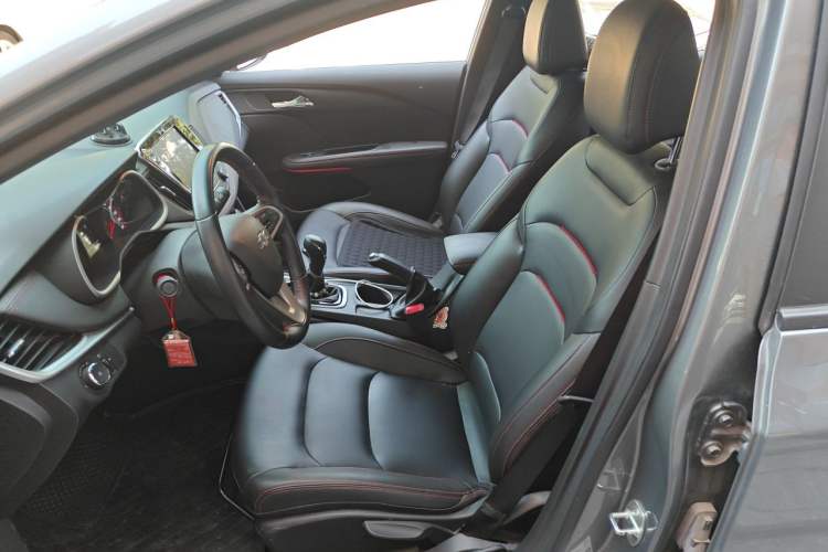 Used Chevrolet Monza 2019 RS 330T Automatic Comfort Edition China VI Standard Left Front Seat