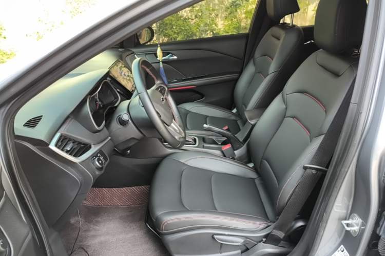Used Chevrolet Monza 2019 RS 330T Automatic Comfort Edition China VI Standard Left Front Seat