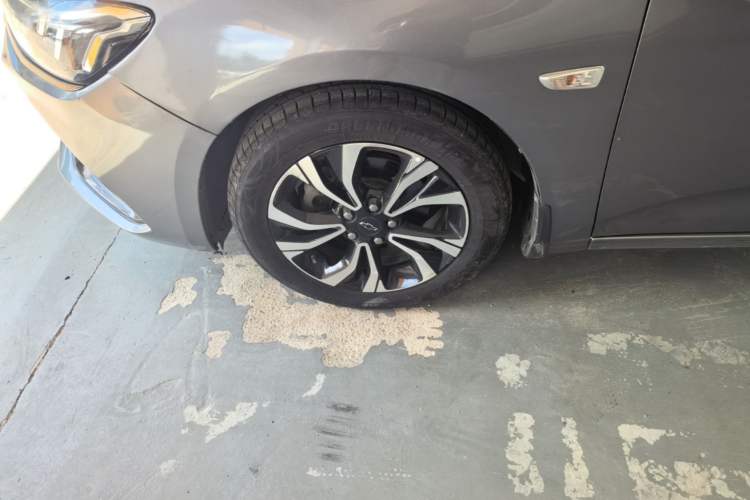 Used Chevrolet Monza 2019 RS 330T Automatic Comfort Edition China VI Standard Left Front Wheel Hub