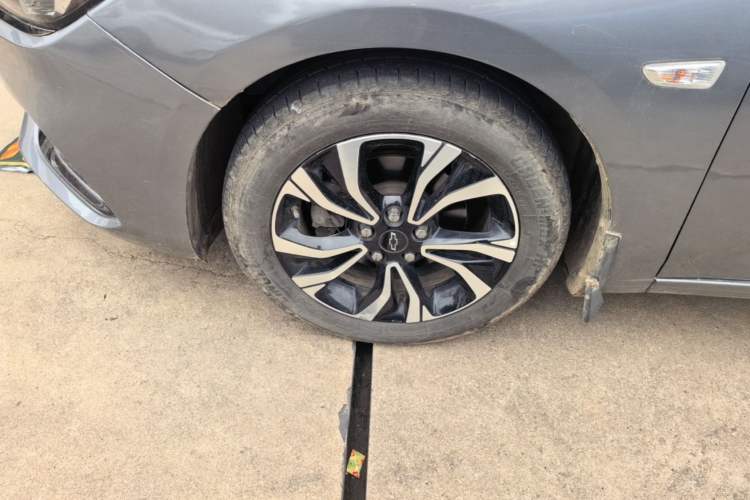 Used Chevrolet Monza 2019 RS 330T Automatic Comfort Edition China VI Standard Left Front Wheel Hub