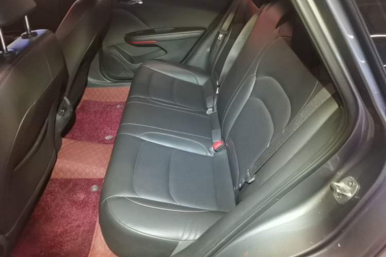 Used Chevrolet Monza 2019 RS 330T Automatic Sporty Edition China VI Standard Left Rear Seat