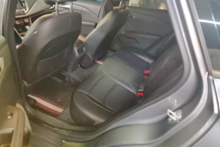 Used Chevrolet Monza 2019 RS 330T Automatic Comfort Edition China VI Standard Left Rear Seat