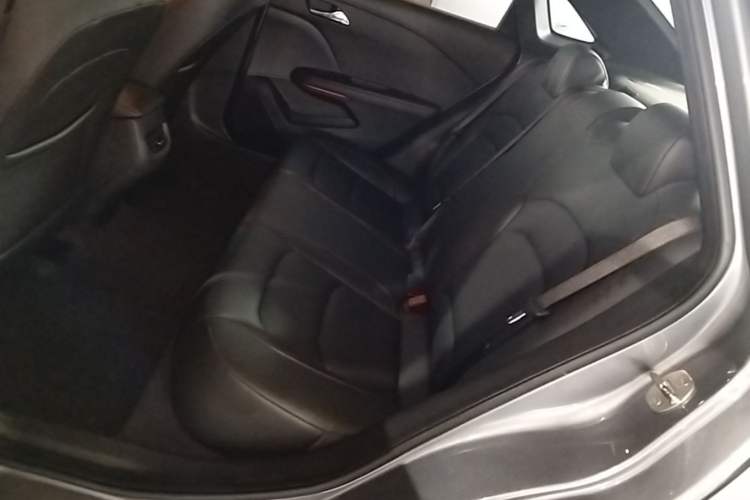 Used Chevrolet Monza 2019 RS 330T Automatic Comfort Edition China VI Standard Left Rear Seat