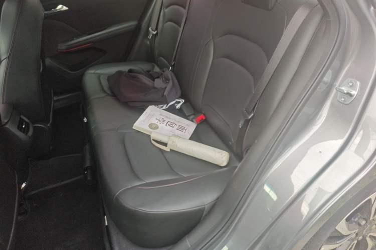Used Chevrolet Monza 2019 RS 330T Automatic Sporty Edition China VI Standard Left Rear Seat