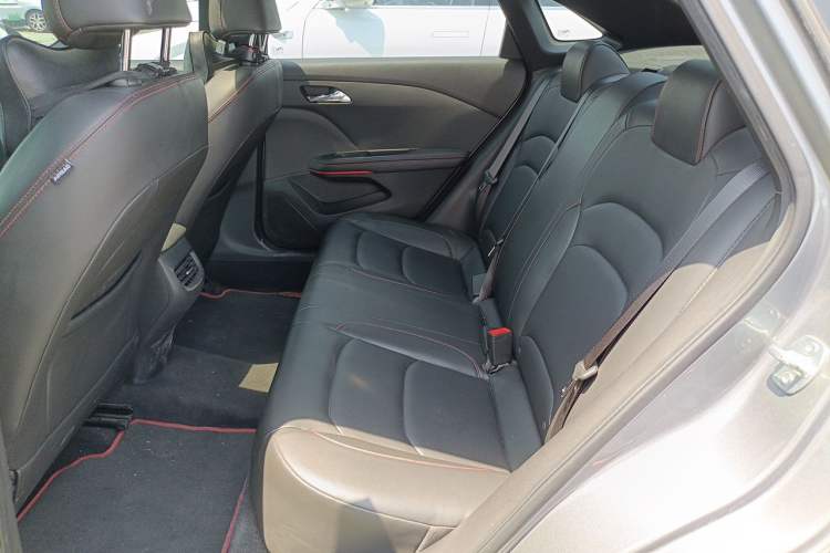 Used Chevrolet Monza 2019 RS 330T Automatic Comfort Edition China VI Standard Left Rear Seat