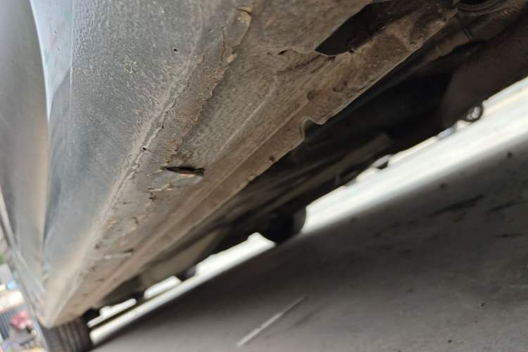 Used Chevrolet Monza 2019 320T Manual Xinxin Edition China VI Left Side Sill