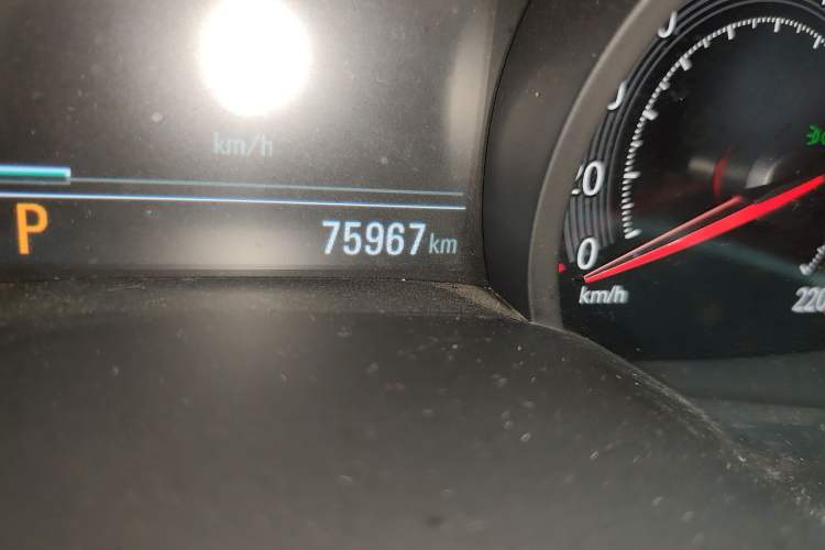 Used Chevrolet Monza 2019 RS 330T Automatic Sporty Edition China VI Standard Odometer Close Up