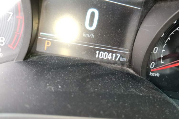 Used Chevrolet Monza 2019 RS 330T Automatic Comfort Edition China VI Standard Odometer Close Up