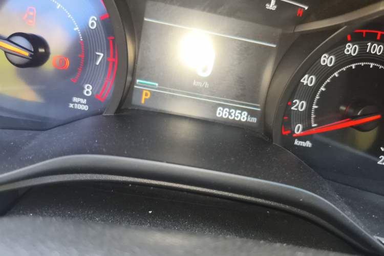 Used Chevrolet Monza 2019 RS 330T Automatic Comfort Edition China VI Standard Odometer Close Up