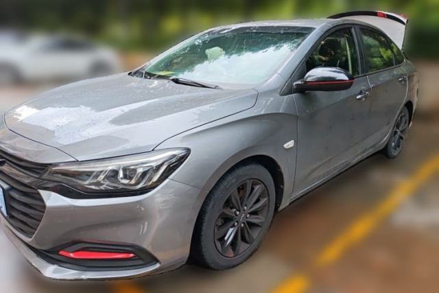 Chevrolet Monza 2019 Redline 320T Dual-Clutch Joyful Edition China VI Standard usado